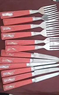 سرویس چاقو و چنگال ۶ نفره ۳۰۰ تومن نو