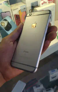 آیفون 6s تمیز