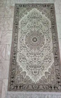 قالیچه همراه پادری