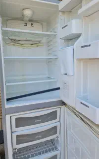یخچال فروشی