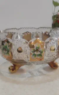 شکلات خوری آب طلا