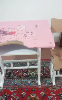 میزتحریر کودک پایه آهنی سالم