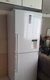 یخچال فریزر سونیا درحد نو