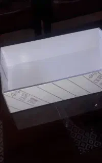 کارگر کارتن سازی