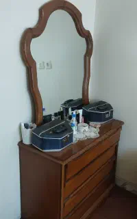 آینه و میز آرایش