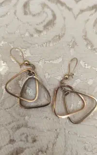 پیدا شده طلا