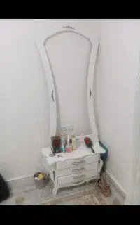 آینه و میز آرایش