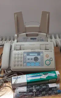 دستگاه فکس کاربنی و تلفن پاناسونیک  KX-FP365