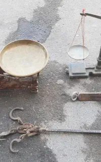 ترازوی قدیمی