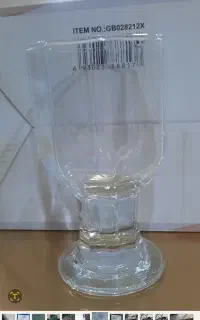 لیوان پایه دار