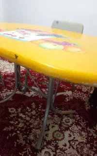 میز و صندلی