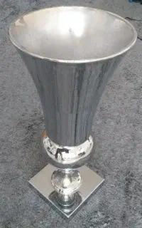 گلدان استیل پایه مربعی ۴۳سانت
