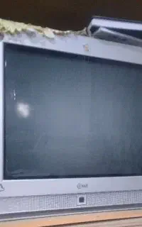 فروش تلویزیون ۲۱ اینچ