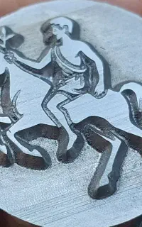 حکاکی مهر چاقو مس چوب چرم آهن برنج برنز ورق فولاد