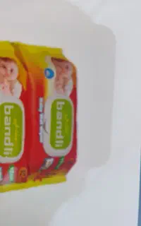 دستمال مرطوب ..و شامپو بدن با چن رایحه
