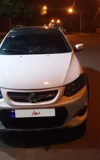 خودرو کوئیک r