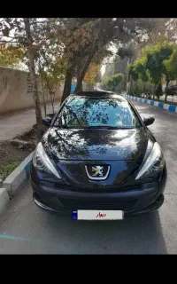 خودرو با راننده