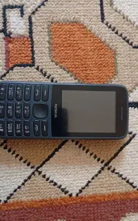 نوکیا ۲۱۵درحد آکبند