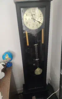 ساعت ایستاده