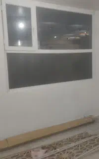 یک پنجره 174*240