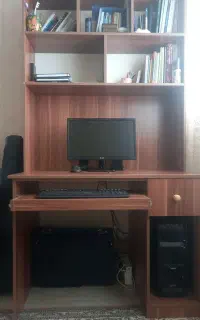 میزتحریر و کتابخانه نو فروش فوری بعلت اثاث کشی