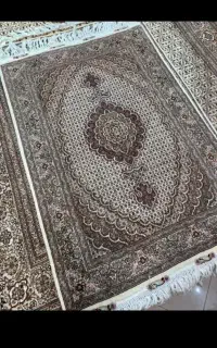 قالیچه تبریز زرع و نیم ۵۰ رج طرح ماهی