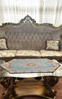 مبل ۹نفره به همراه میز وسط