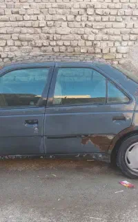 پژو ۲۰۰۰