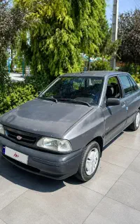 پراید مدل ۸۵ یه گلگیر رنگ