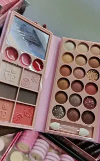 آرایشی بهداشتی روژان