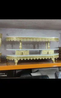 میز تلویزیون و تلویزیون و اجاق گاز نو