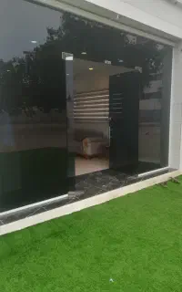 نصاب شیشه سکوریت