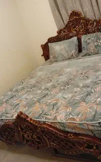 تخت خواب دونفره چوب