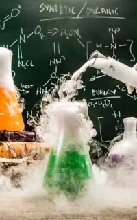 تدریس بی کیفیت شیمی و ریاضی