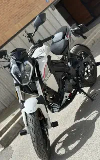 بنلی 180s مدل ۱۴۰۲