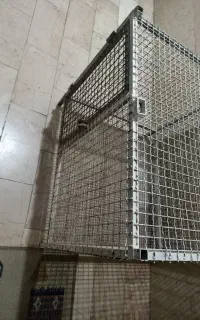 قفس فلزی مخصوص مرغ و خروس