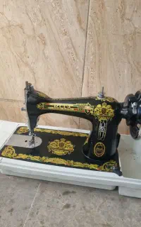 چرخ خیاطی قدیمی