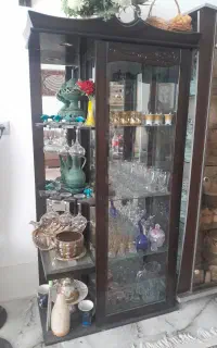 بوفه و کمد