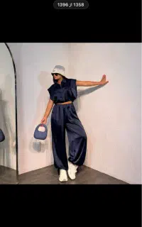 فروشنده بوتیک زنانه