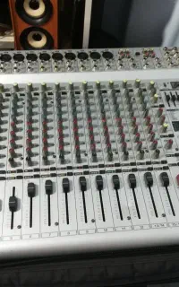 میکسر بهرینگر