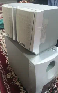 دو عدد اسپیکر ویک باند