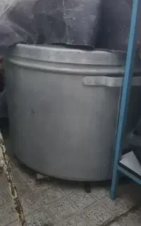 دیگ بزرگ ارتفاع ۵۵ قطر ۸۰