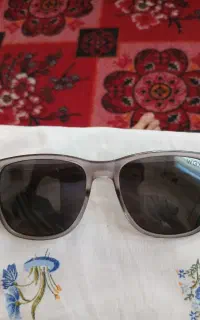 عینک آفتابی