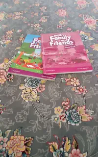کتاب انگلیسی فامیلی استرارتر