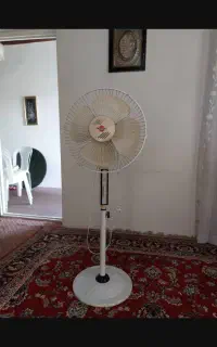 پنکه ایستاده در حد نو