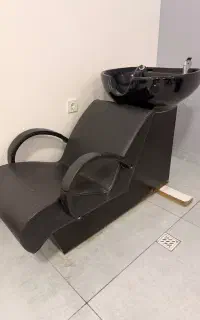 سرشور ارایشگاه مردانه و زنانه