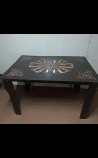 میز ناهارخوری۴نفره با دوتا صندلی فلزی