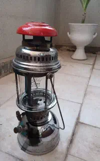چراغ نفتی