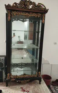 بوفه شیشه ای