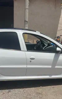 207 سقف پانا ۴۰۳